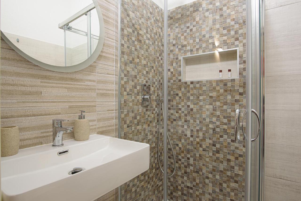 Barlaman Luxury Rooms باليرمو المظهر الخارجي الصورة