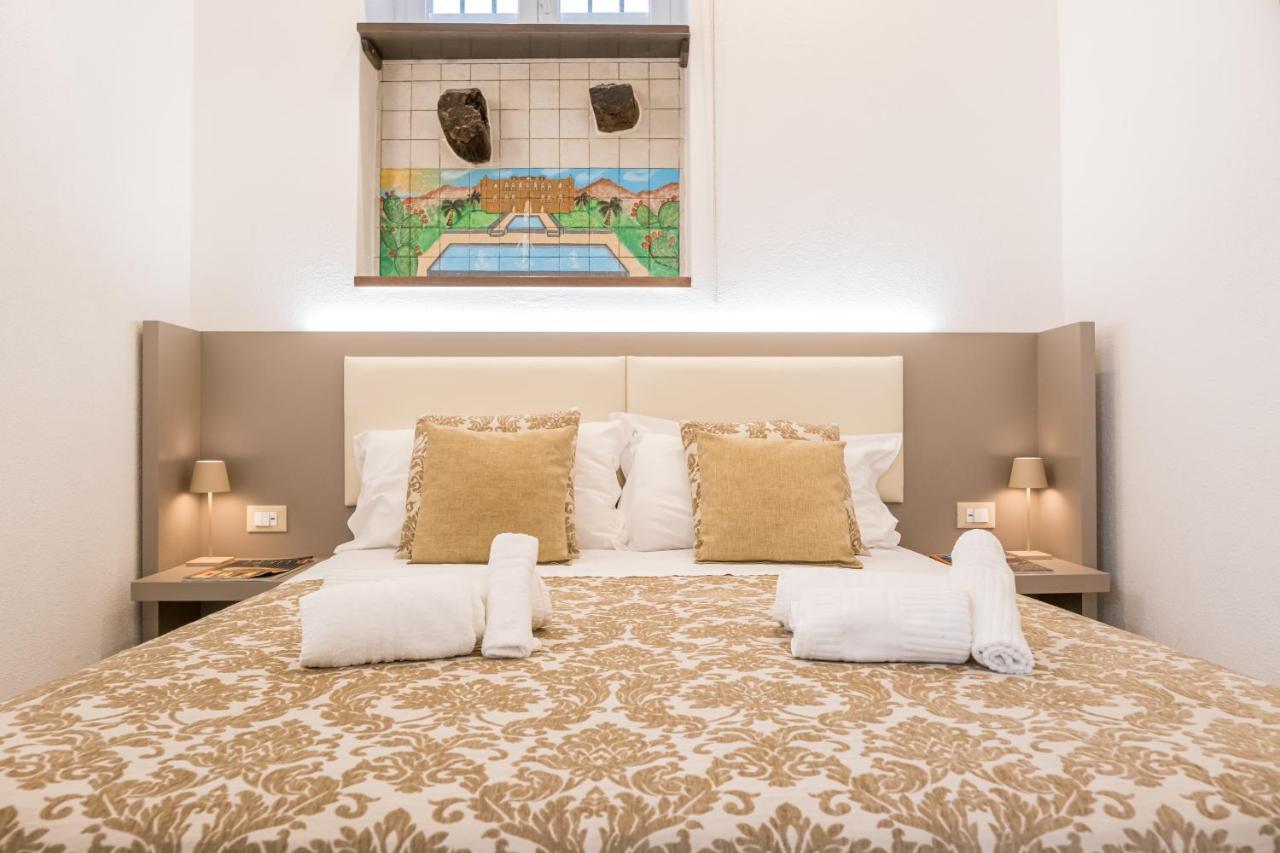 Barlaman Luxury Rooms باليرمو المظهر الخارجي الصورة