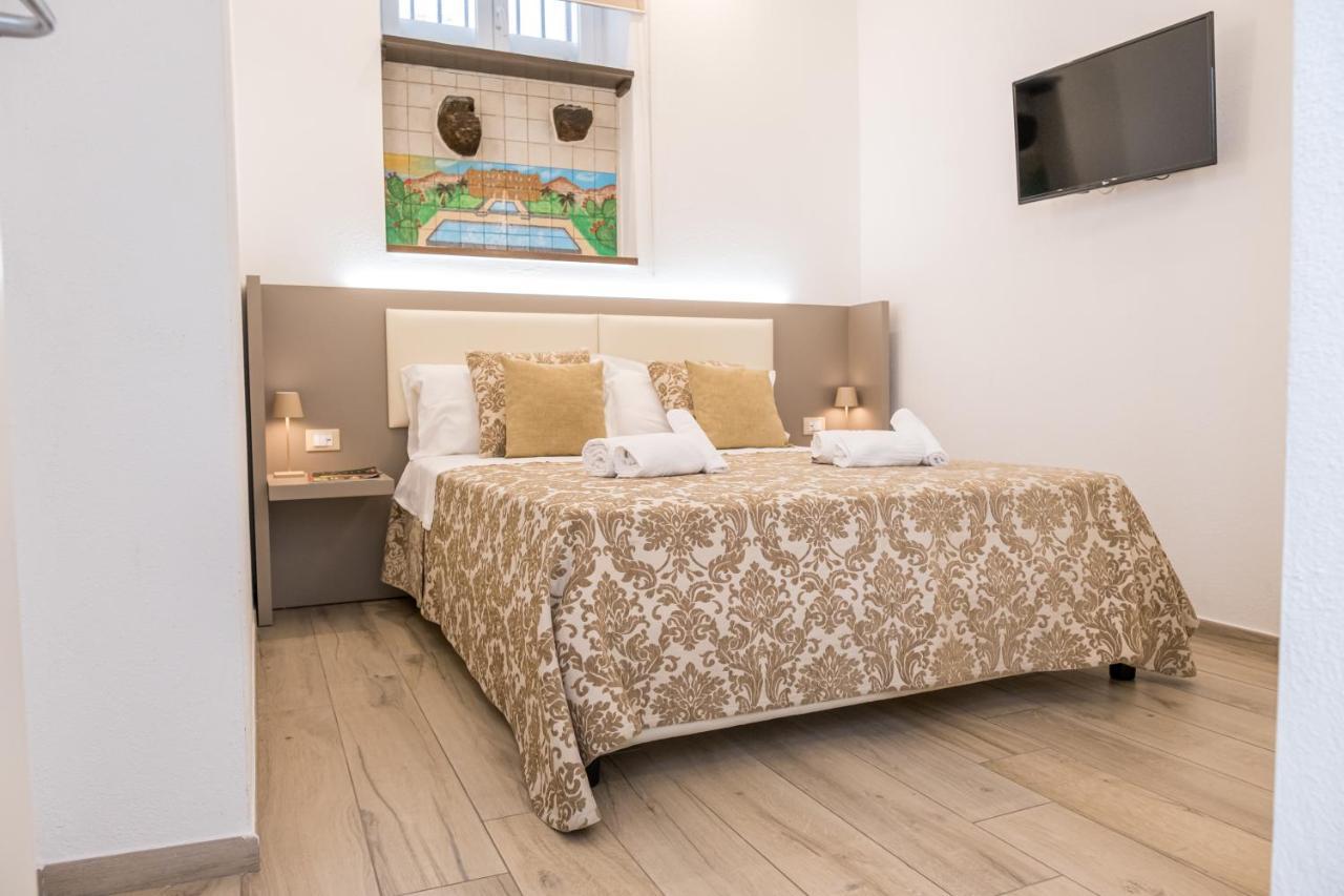 Barlaman Luxury Rooms باليرمو المظهر الخارجي الصورة